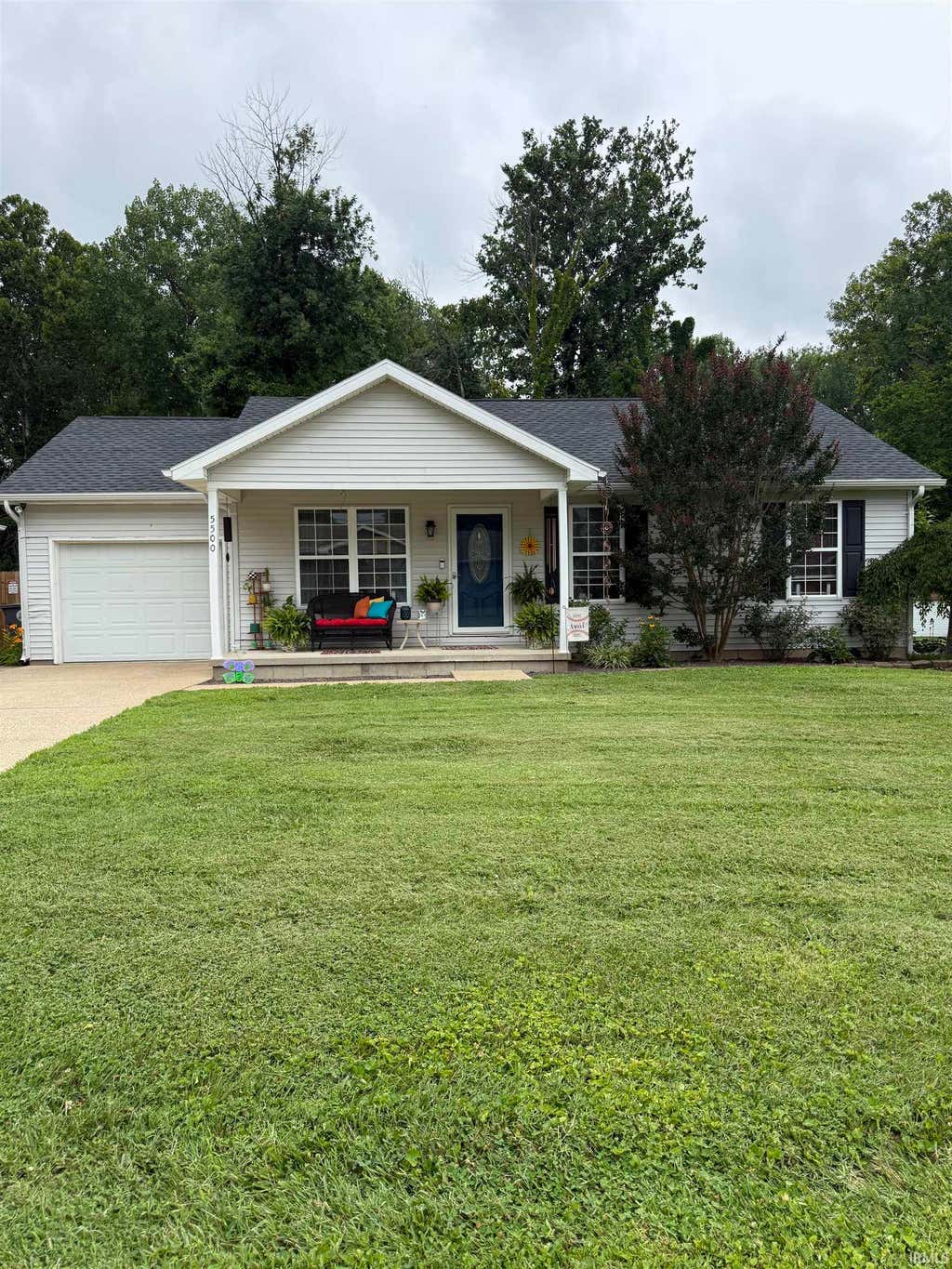 Photo of 5500 N New York Avenue, Evansville, IN 47711 (MLS # 202624670)