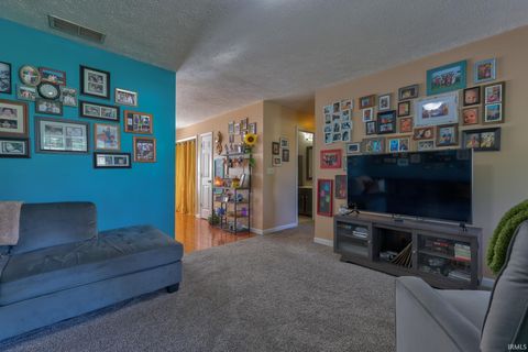 Tiny photo for 5500 N New York Avenue, Evansville, IN 47711 (MLS # 202624670)