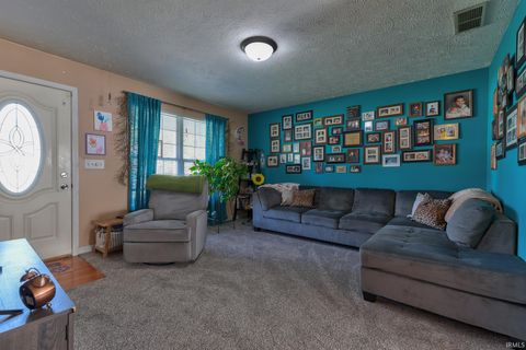 Tiny photo for 5500 N New York Avenue, Evansville, IN 47711 (MLS # 202624670)
