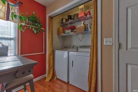 Tiny photo for 5500 N New York Avenue, Evansville, IN 47711 (MLS # 202624670)