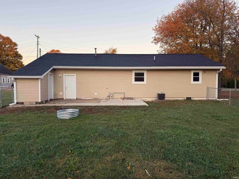 Tiny photo for 8634 S Vine Street, Straughn, IN 47387 (MLS # 202644825)