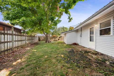 Tiny photo for 5213 Wea Drive, Kokomo, IN 46902 (MLS # 202543763)