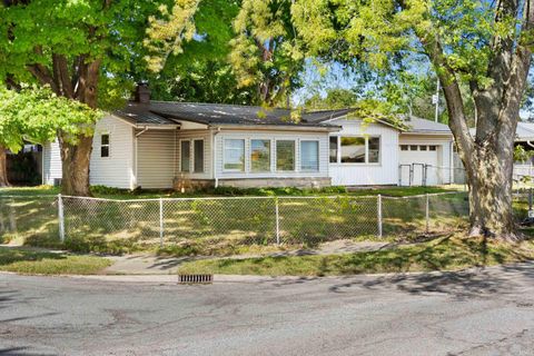 Tiny photo for 5213 Wea Drive, Kokomo, IN 46902 (MLS # 202543763)