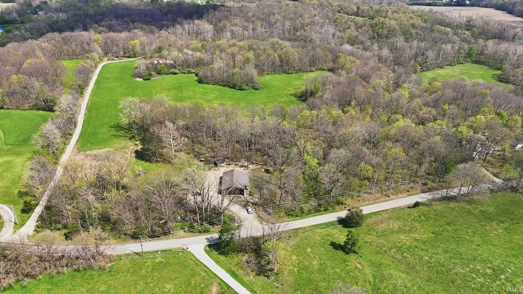 Photo of 4435 N 825 W Road, Andrews, IN 46702 (MLS # 202614866)