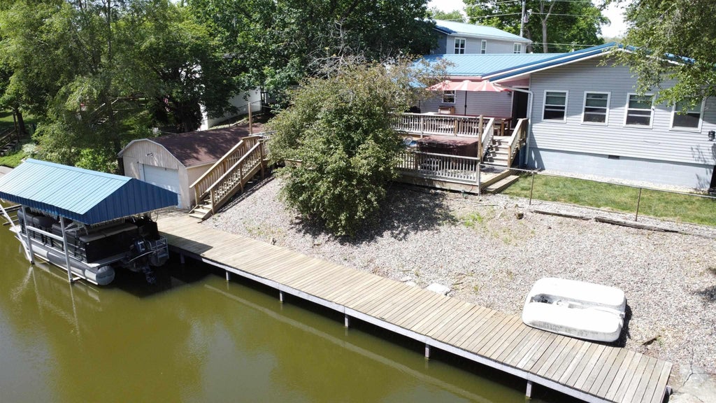 Photo of 11235 N Lower Lake Shore Drive, Monticello, IN 47960 (MLS # 202621710)