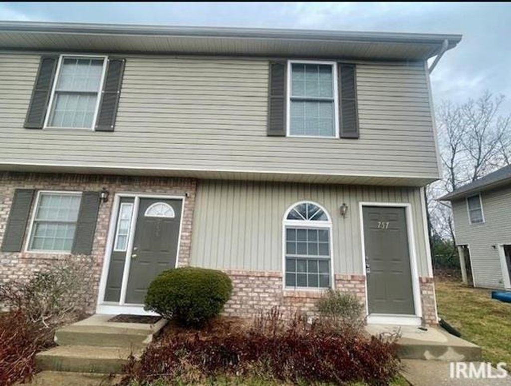 Photo of 757 E Sherwood Hills Drive, Bloomington, IN 47401 (MLS # 202600987)