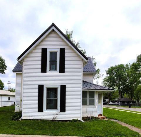 Photo of 418 E Cumberland Street, Camden, IN 46917 (MLS # 202610726)
