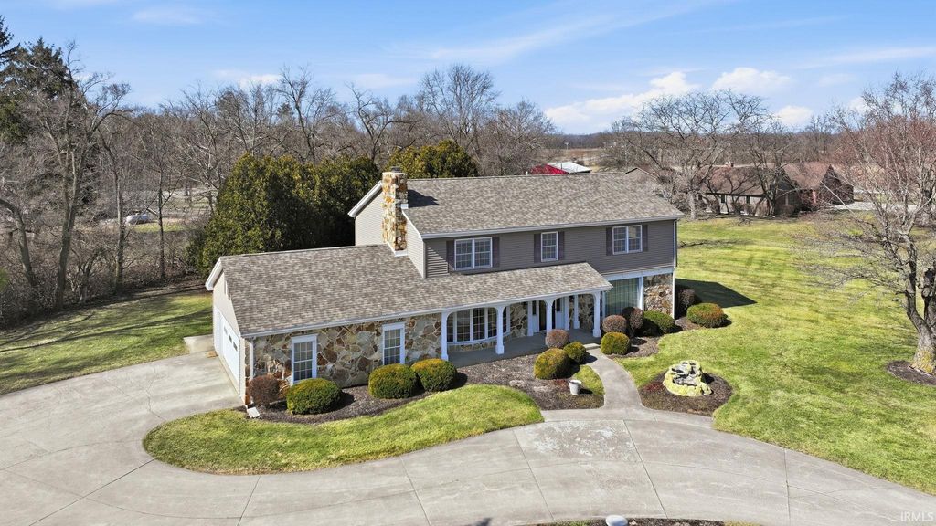 Photo of 2434 N Fairway Lane, Bluffton, IN 46714 (MLS # 202606573)