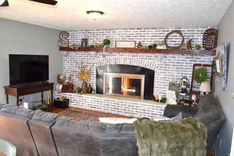 Tiny photo for 116 W North Street, Delphi, IN 46923 (MLS # 202608446)