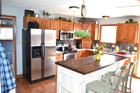 Tiny photo for 116 W North Street, Delphi, IN 46923 (MLS # 202608446)