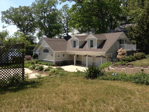 Photo of 10413 Pretty Lake Trail, Plymouth, IN 46563 (MLS # 202601468)