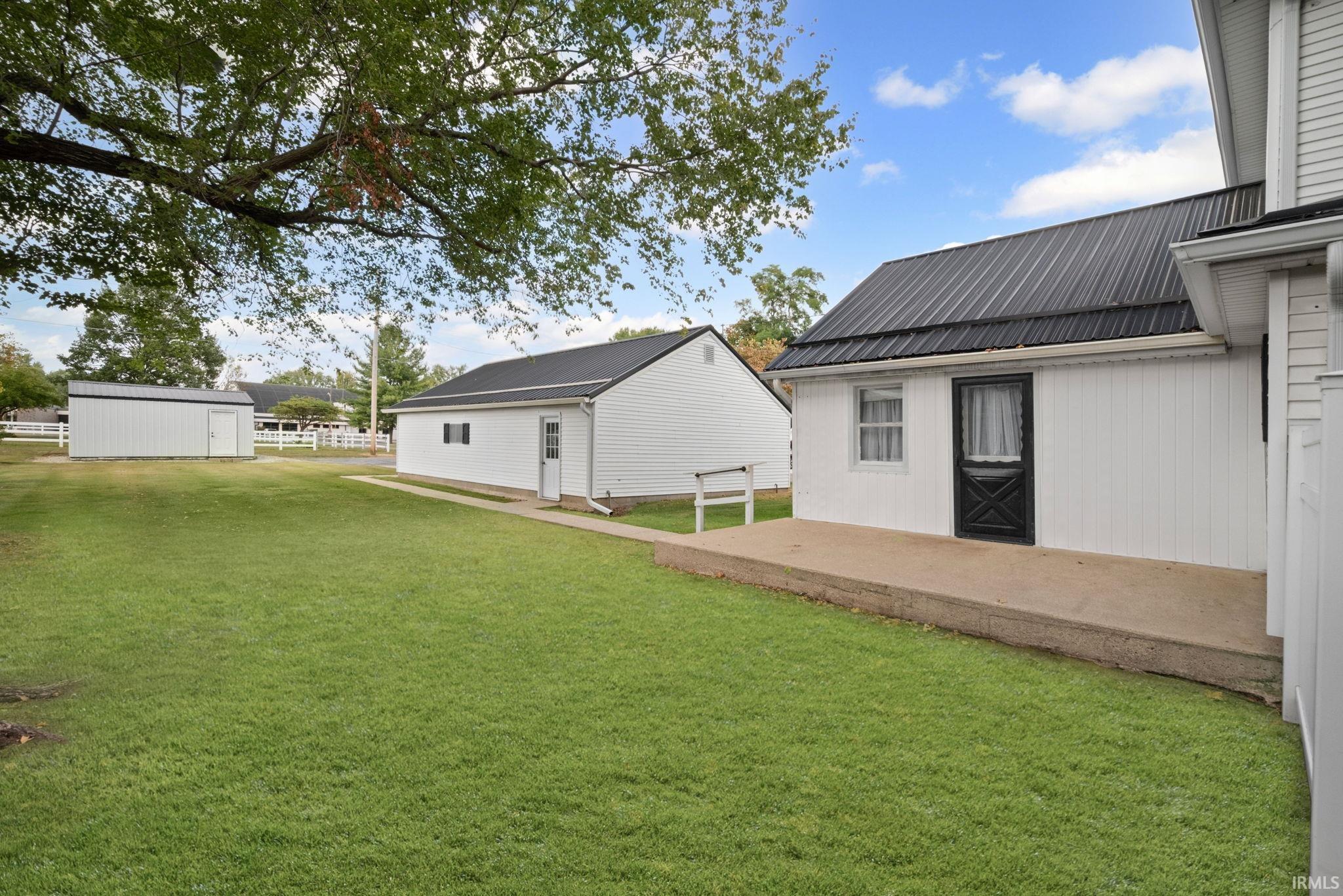 Camden, Indiana 46917, United States, 3 Bedrooms Bedrooms, ,1 BathroomBathrooms,Residential,Active,216941