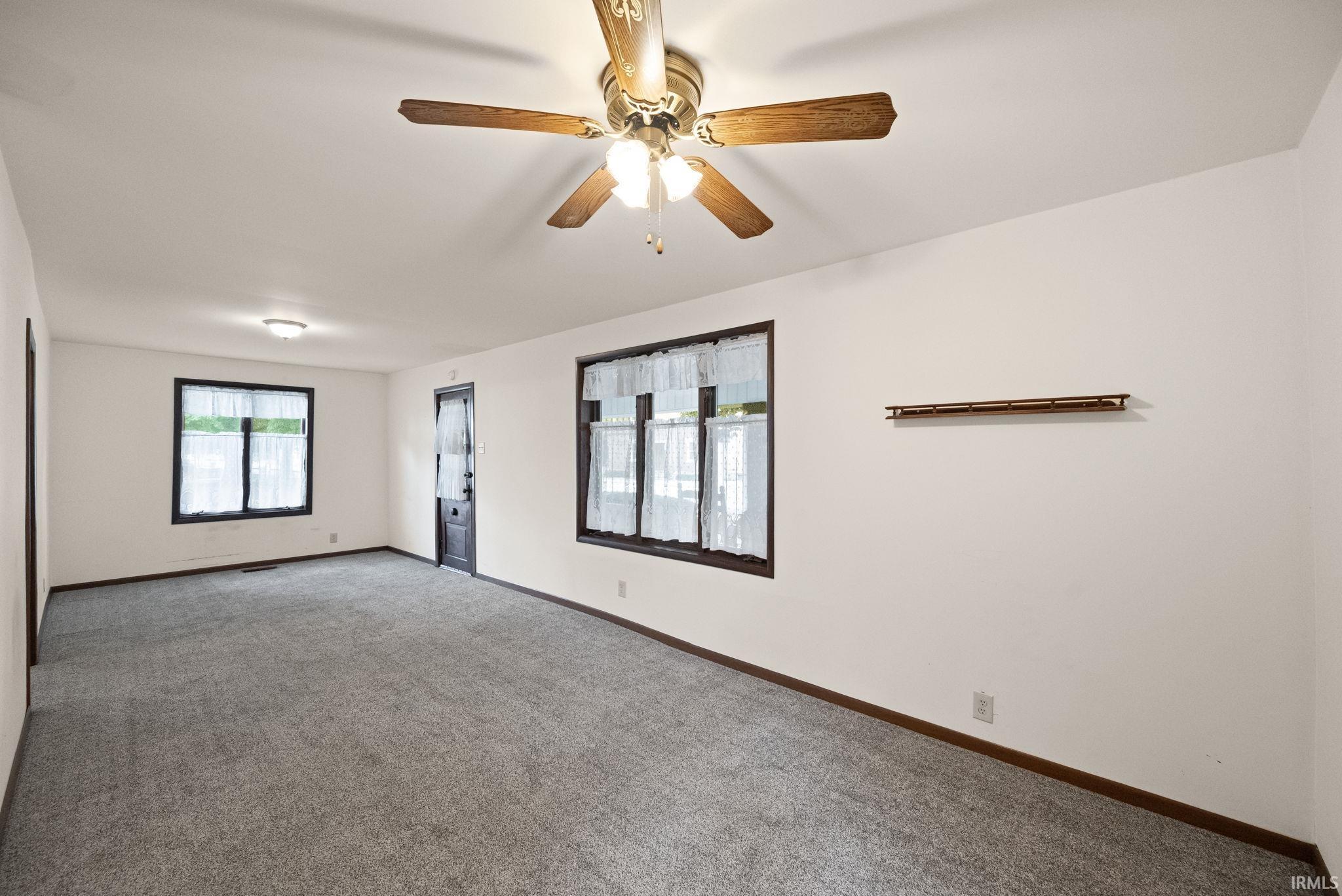 Camden, Indiana 46917, United States, 3 Bedrooms Bedrooms, ,1 BathroomBathrooms,Residential,Active,216941