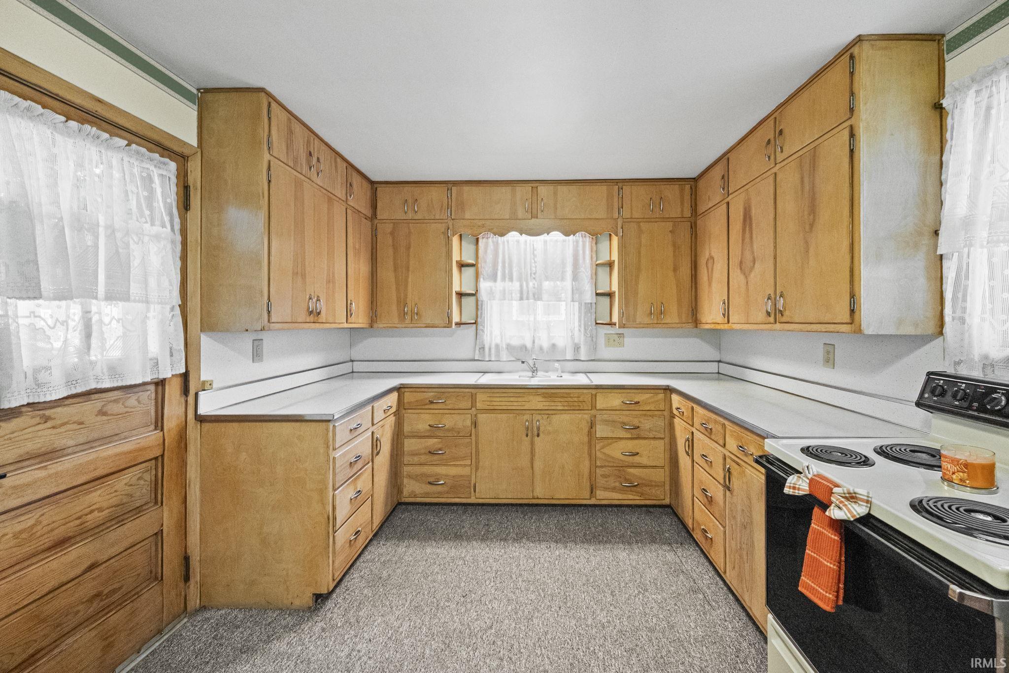 Camden, Indiana 46917, United States, 3 Bedrooms Bedrooms, ,1 BathroomBathrooms,Residential,Active,216941