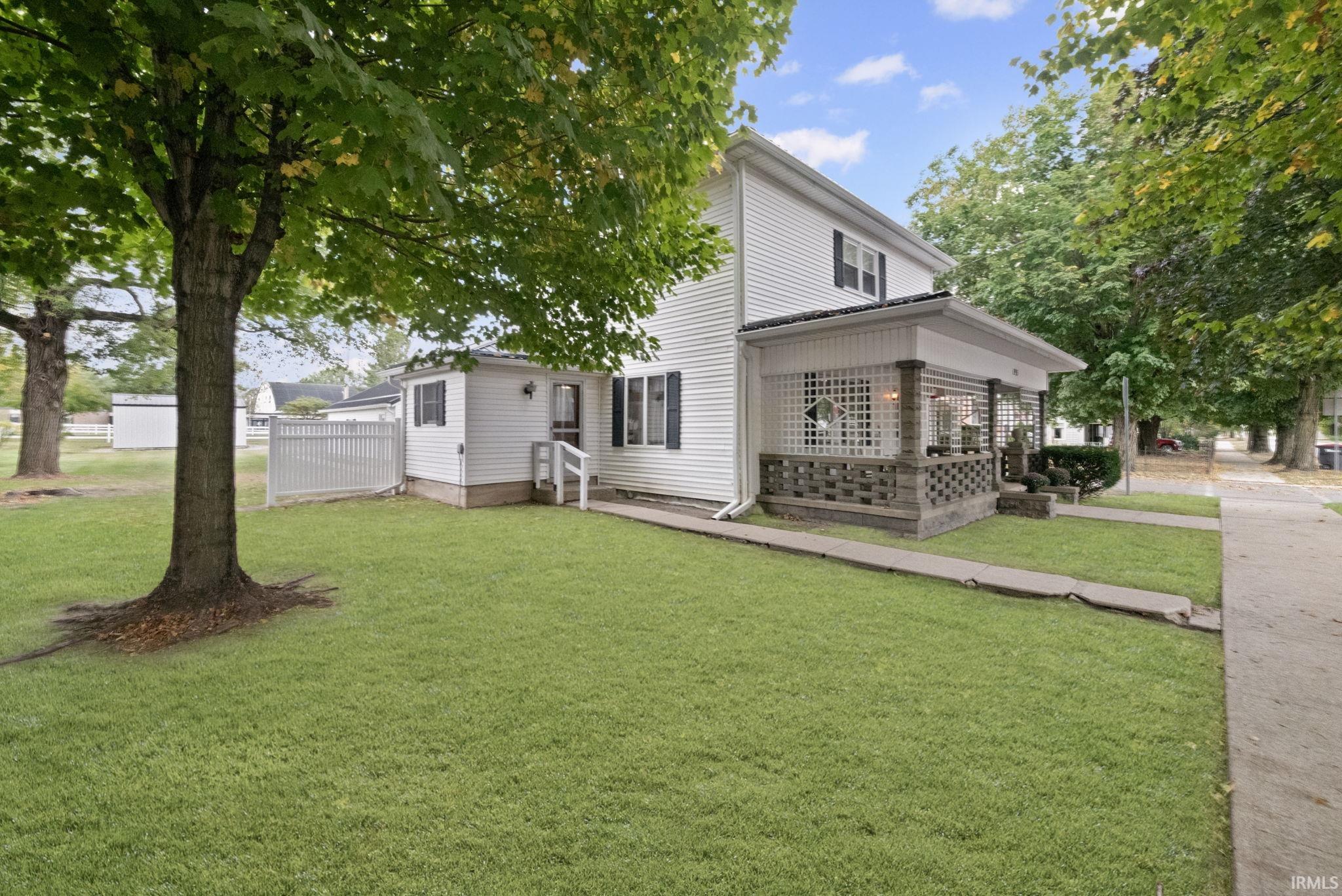 Camden, Indiana 46917, United States, 3 Bedrooms Bedrooms, ,1 BathroomBathrooms,Residential,Active,216941