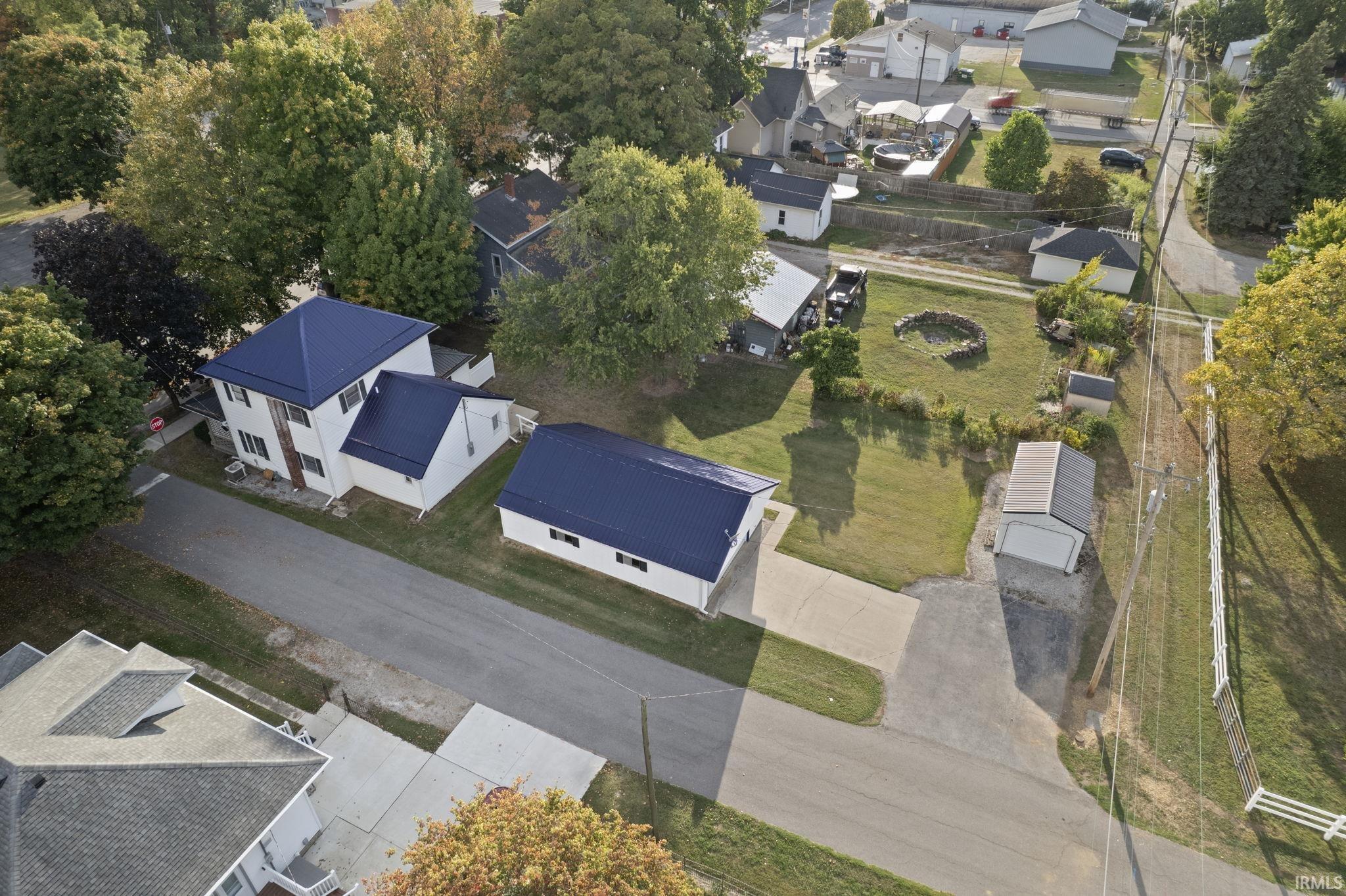 Camden, Indiana 46917, United States, 3 Bedrooms Bedrooms, ,1 BathroomBathrooms,Residential,Active,216941