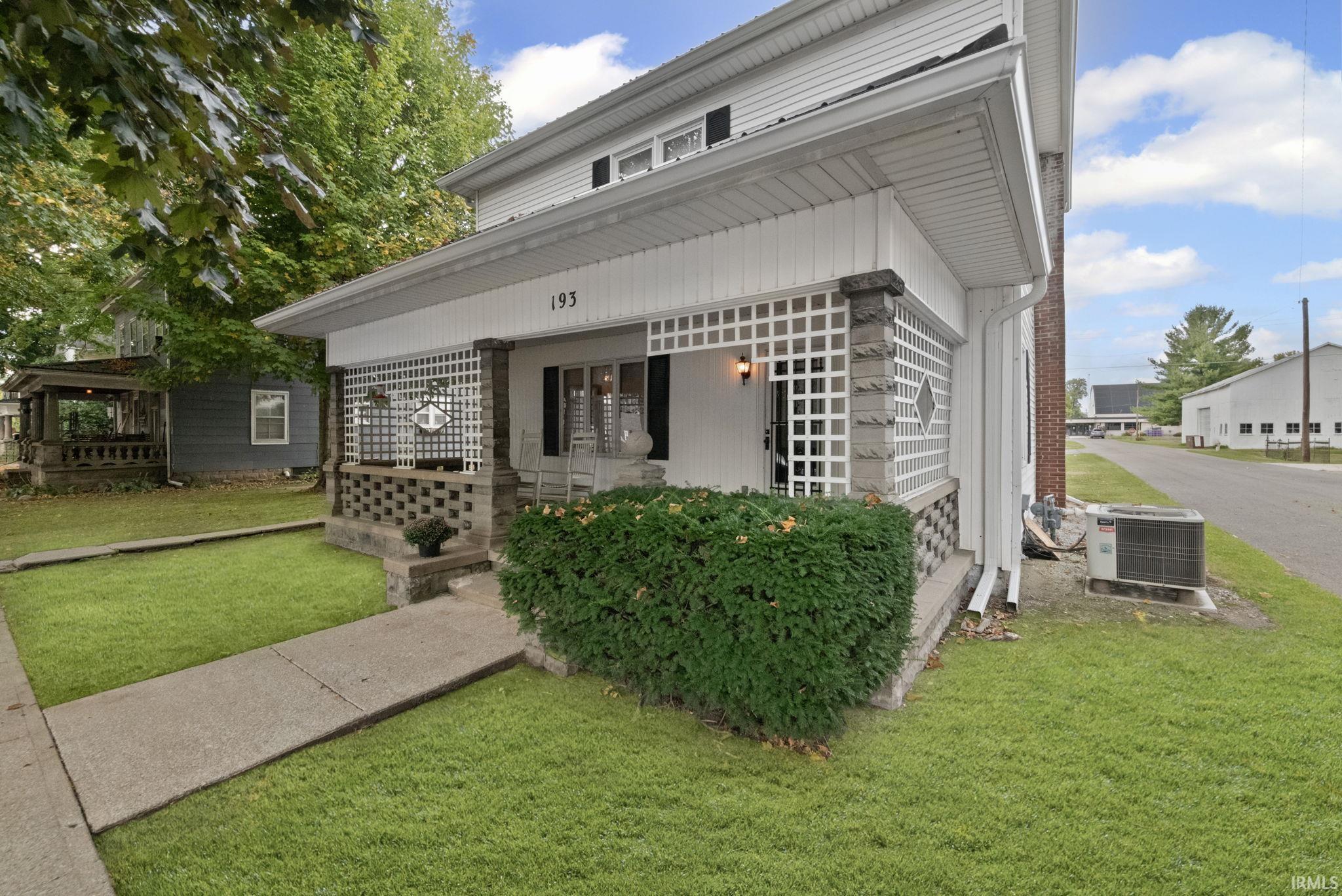 Camden, Indiana 46917, United States, 3 Bedrooms Bedrooms, ,1 BathroomBathrooms,Residential,Active,216941