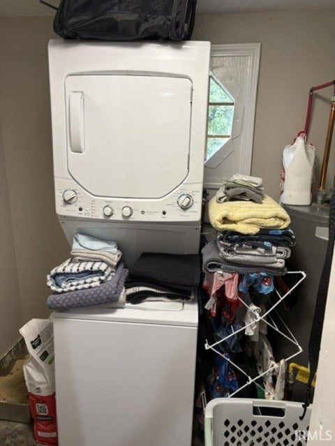 Tiny photo for 831 S Webster Street, Kokomo, IN 46901 (MLS # 202633001)