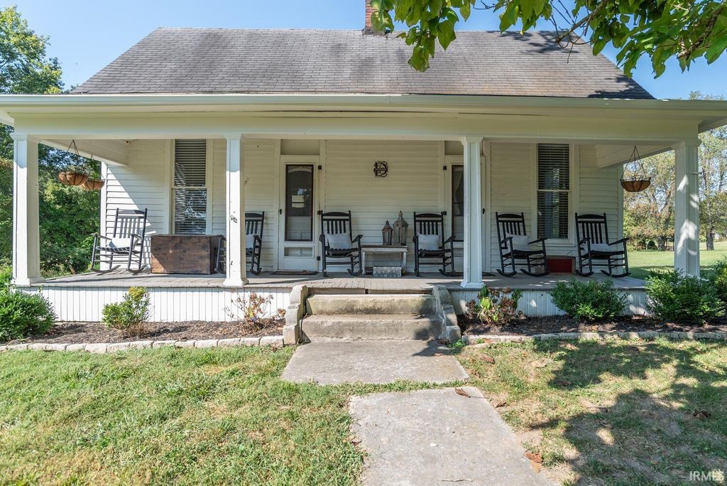 Photo of 7530 S Strain Ridge Road, Bloomington, IN 47401 (MLS # 202538337)