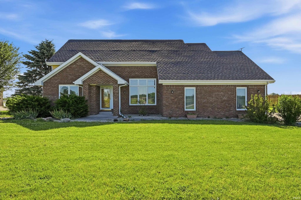 Photo of 8790 N CR 925 W, Alexandria, IN 46001 (MLS # 202622857)