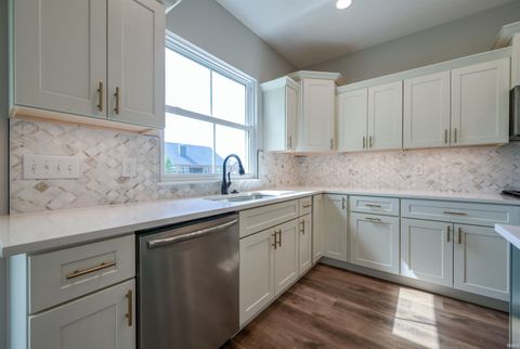 Tiny photo for 2193 Beech Tree Court, Kokomo, IN 46902 (MLS # 202613352)