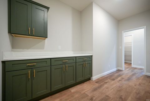 Tiny photo for 2193 Beech Tree Court, Kokomo, IN 46902 (MLS # 202613352)