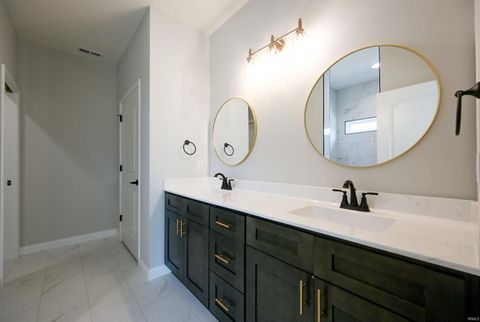 Tiny photo for 2193 Beech Tree Court, Kokomo, IN 46902 (MLS # 202613352)