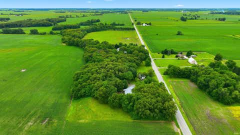 Tiny photo for 2167 W State Road 14, Rochester, IN 46975 (MLS # 202624797)