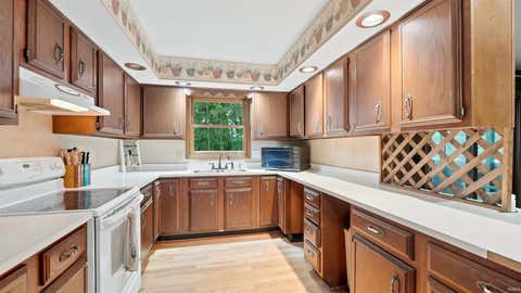 Tiny photo for 2167 W State Road 14, Rochester, IN 46975 (MLS # 202624797)