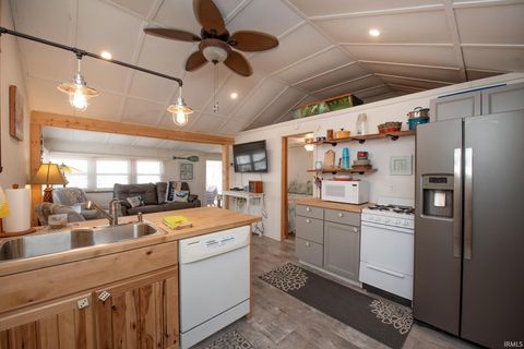 Tiny photo for 10977 N Lower Lakeshore Drive, Monticello, IN 47960 (MLS # 202617867)