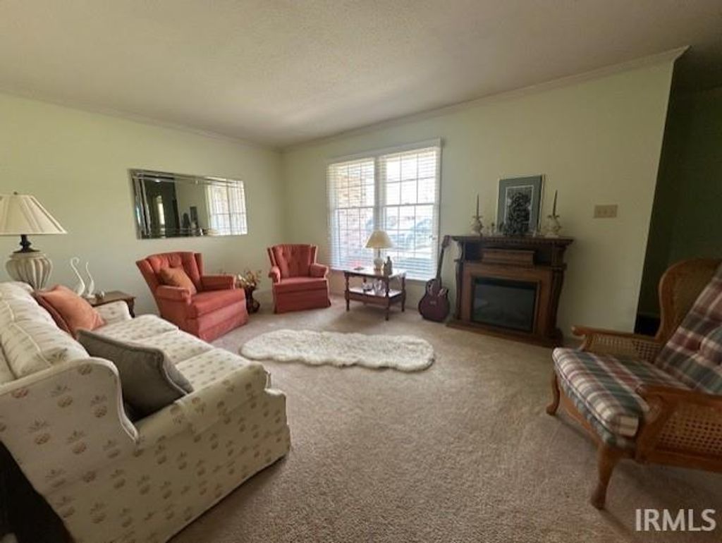 Photo of 8905 W Tulip Tree Drive, Muncie, IN 47304 (MLS # 202611965)