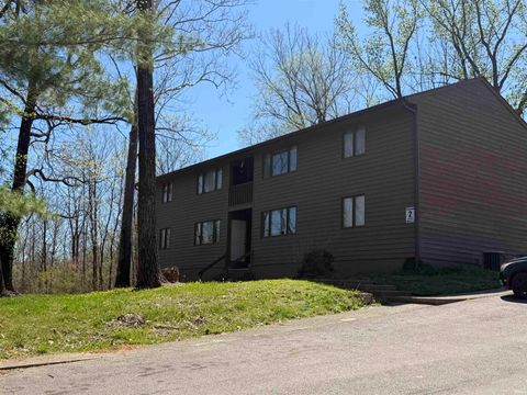 Photo of 2600 6th Street, Bedford, IN 47421 (MLS # 202611761)