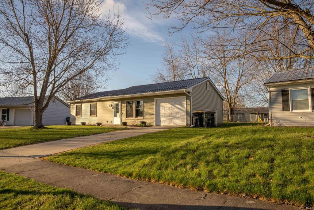 Photo of 205 Penrose Drive, Kendallville, IN 46755 (MLS # 202610511)