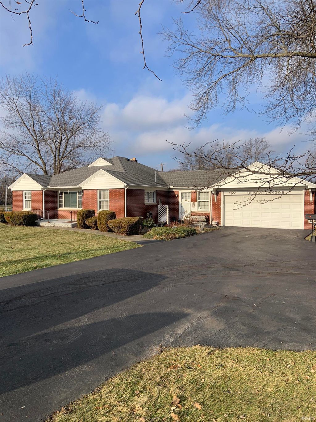 Photo of 11309 Grabill Road, Leo, IN 46765 (MLS # 202600678)