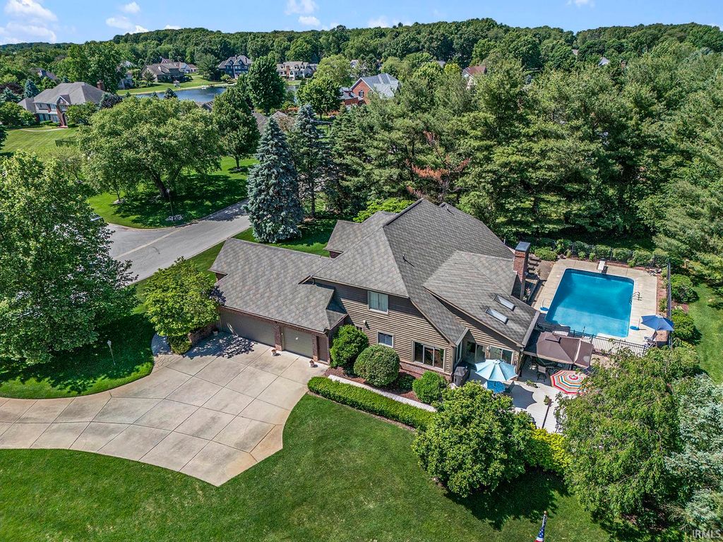 Photo of 51576 Autumn Ridge Drive, Granger, IN 46530 (MLS # 202609138)