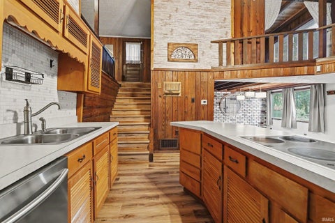 Tiny photo for 10511 Jefferson Road, Osceola, IN 46561 (MLS # 202643535)