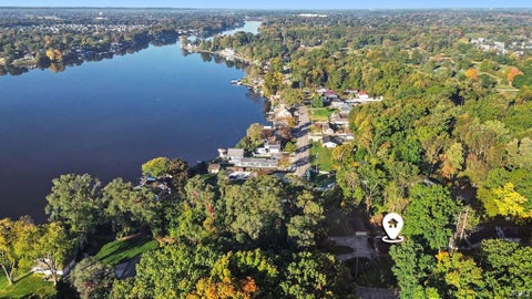 Tiny photo for 10511 Jefferson Road, Osceola, IN 46561 (MLS # 202643535)
