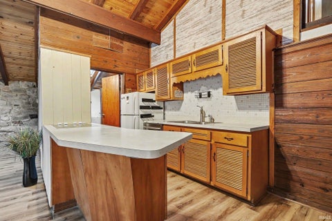 Tiny photo for 10511 Jefferson Road, Osceola, IN 46561 (MLS # 202643535)