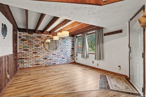 Tiny photo for 10511 Jefferson Road, Osceola, IN 46561 (MLS # 202643535)
