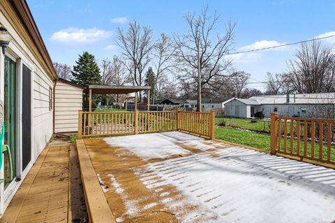 Tiny photo for 4914 Craig Road, South Bend, IN 46614 (MLS # 202609193)