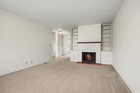 Tiny photo for 4914 Craig Road, South Bend, IN 46614 (MLS # 202609193)