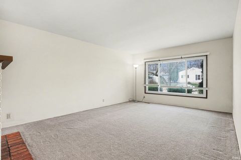 Tiny photo for 4914 Craig Road, South Bend, IN 46614 (MLS # 202609193)