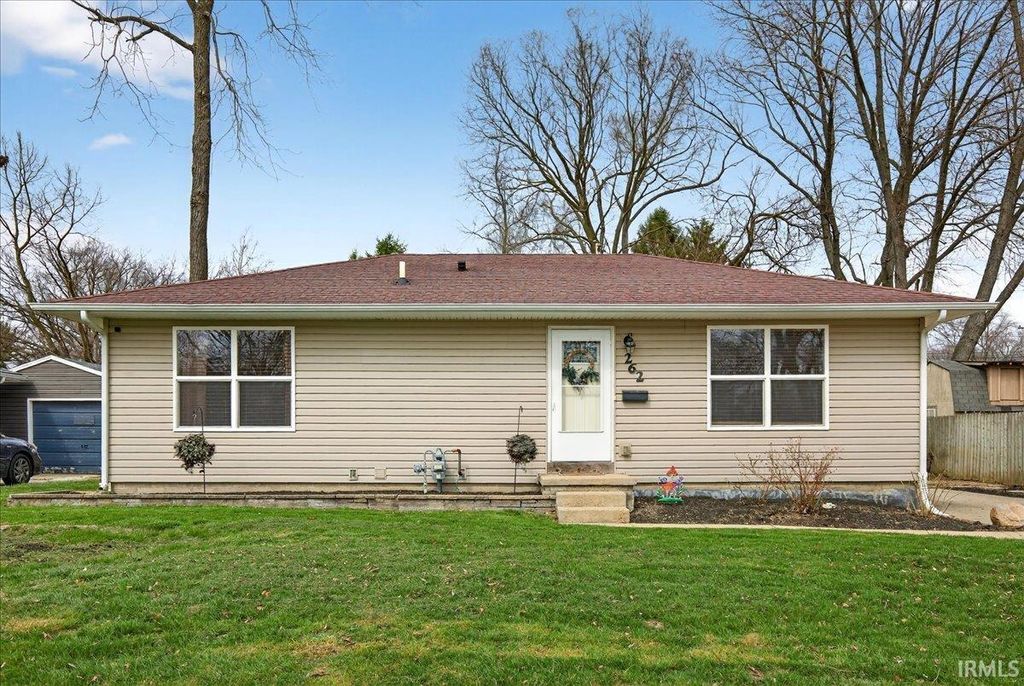 Photo of 262 E Sunset Lane, West Lafayette, IN 47906 (MLS # 202610218)