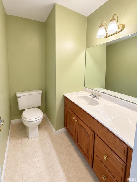 Tiny photo for 2922 N Ramble Rd W Road, Bloomington, IN 47408 (MLS # 202637871)