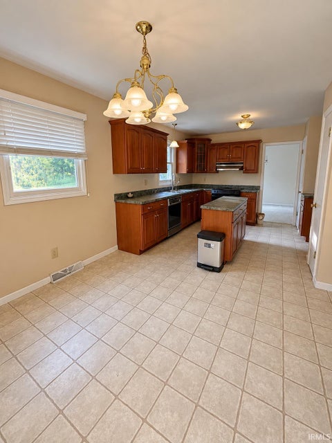 Tiny photo for 2922 N Ramble Rd W Road, Bloomington, IN 47408 (MLS # 202637871)
