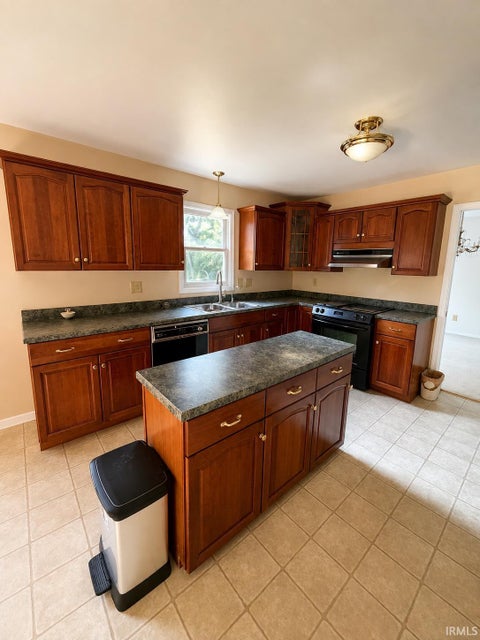 Tiny photo for 2922 N Ramble Rd W Road, Bloomington, IN 47408 (MLS # 202637871)