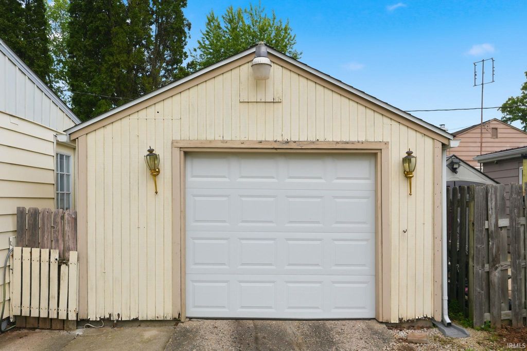 Photo of 760 Kintz Street, Huntington, IN 46750 (MLS # 202620362)