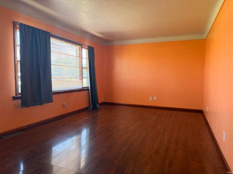 Tiny photo for 2205 S Dixon Road, Kokomo, IN 46902 (MLS # 202629176)