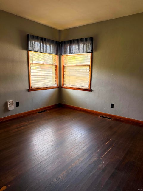 Tiny photo for 2205 S Dixon Road, Kokomo, IN 46902 (MLS # 202629176)