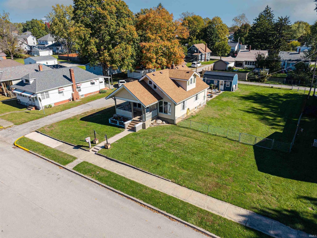 Photo of 1005 Ogan Avenue, Huntington, IN 46750 (MLS # 202643473)